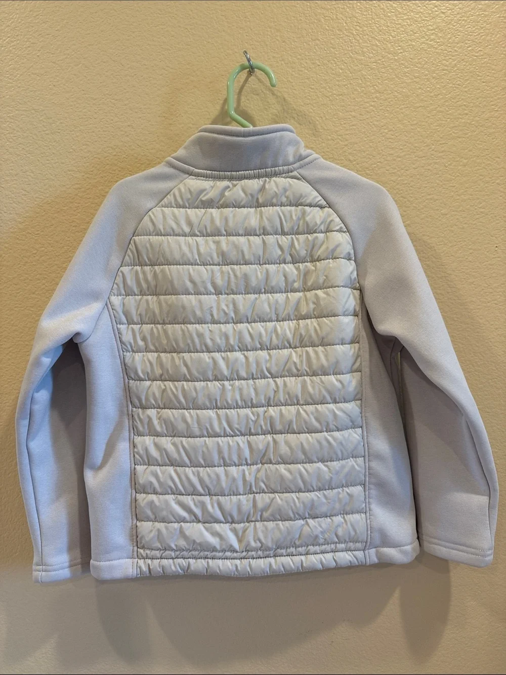 Light Gray Quilted Puffer Jacket with Fleece Sleeves
